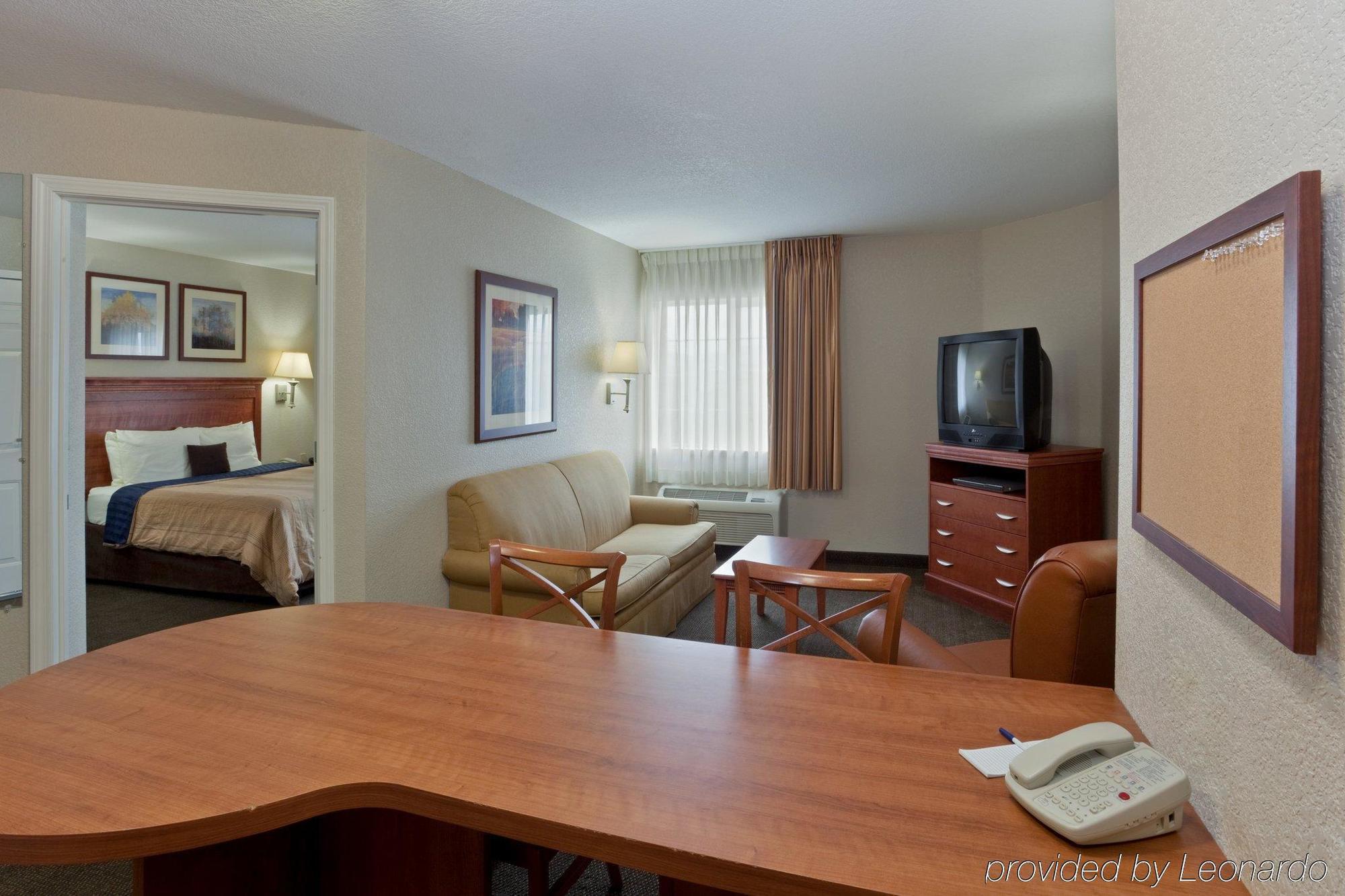 Candlewood Suites Medford By Ihg Habitación foto